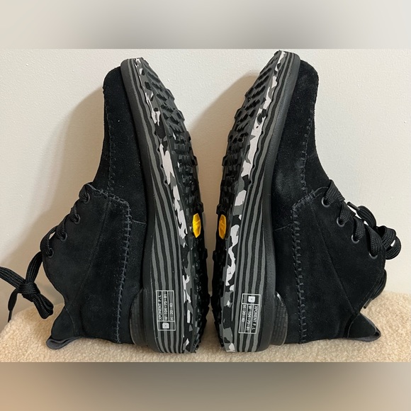 DECKERS X LAB Bootie 6 - Picture 12 of 17